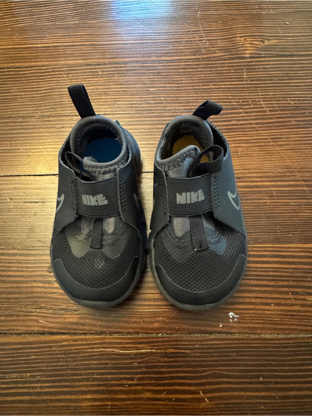 Black Nike Flex Runner 2 Sneakers - Size 5C